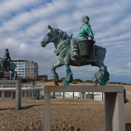 Vakantieverblijf Strandgaper Oostduinkerke Eksteriør billede